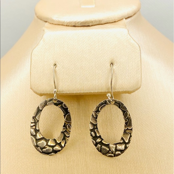 EUC Handcrafted 925 Sterling Silver Oval Dangle Shepherd Hook Earrings - Picture 4 of 13